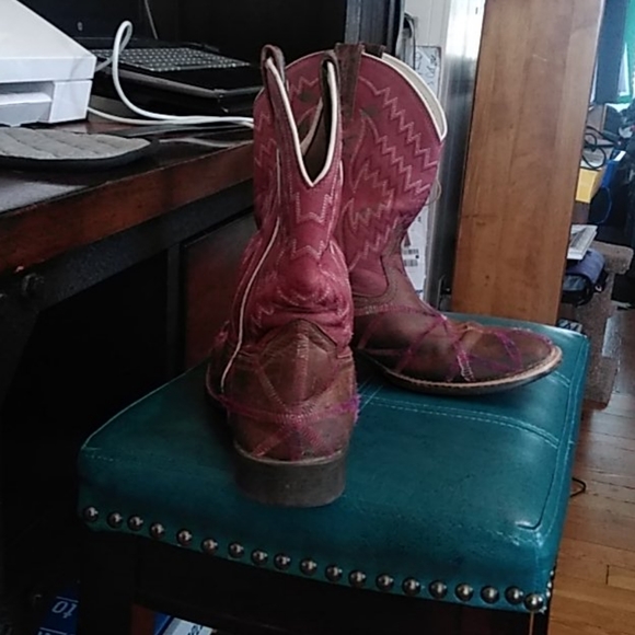 Girls Ariat square toe pull on riding boots - Picture 2 of 5